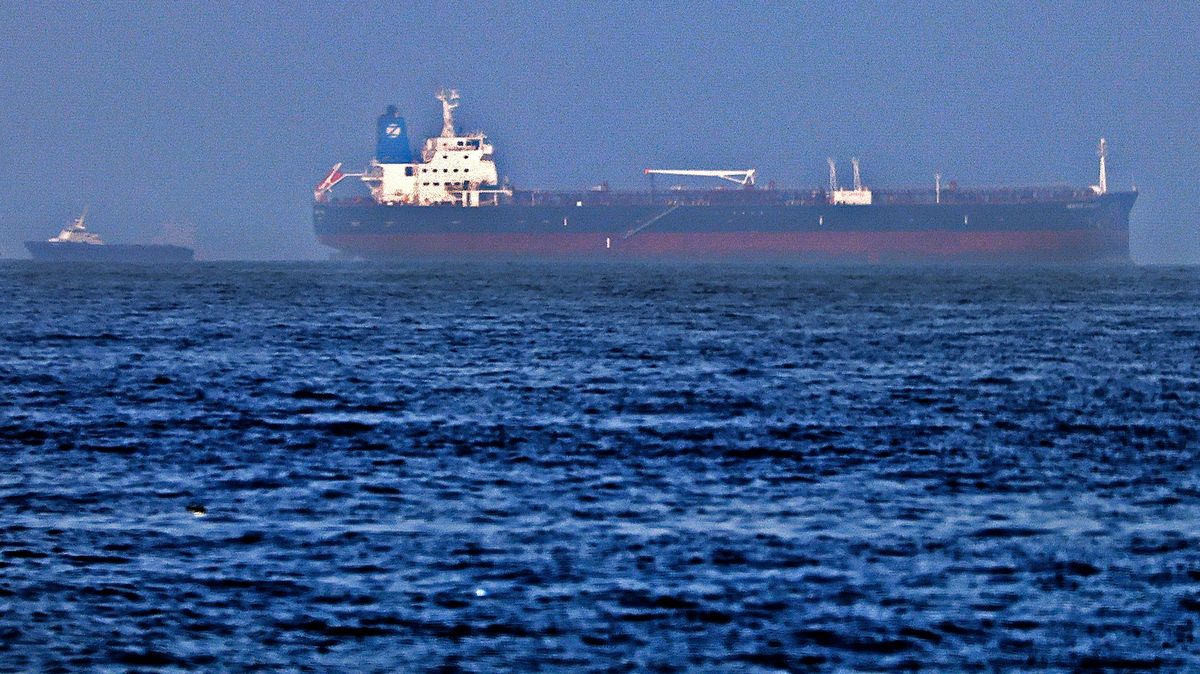 Síly podporované Íránem jsou podezřelé z únosu tankeru u břehů SAE